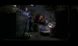 夜航惊魂在线观看,空中惊悚之旅